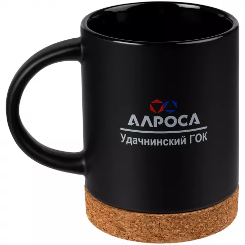Деколь: Кружка с пробковой подставкой Corky — пример нанесения логотипа
