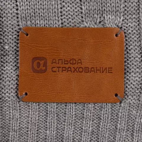 Тиснение: Плед Trenza — пример нанесения логотипа