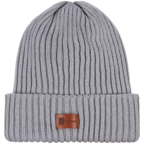 Тиснение: Шапка Capris — пример нанесения логотипа