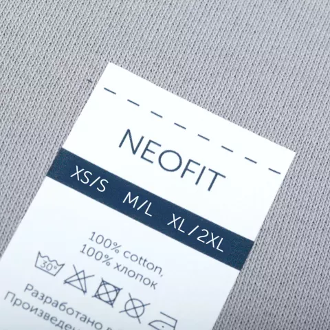 DTF-печать: Свитшот Neofit — пример нанесения логотипа
