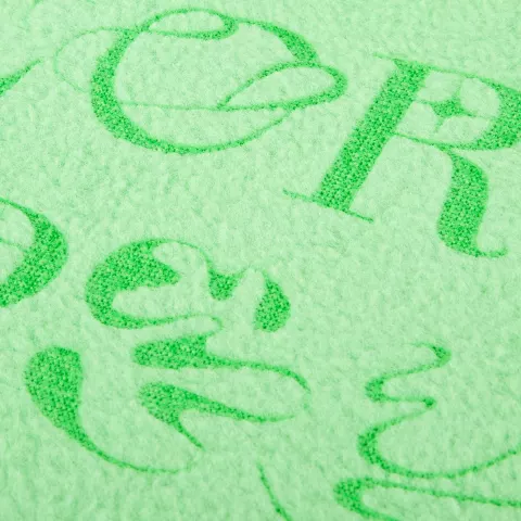 Лазерная гравировка: Флисовый плед Warm&Peace — пример нанесения логотипа