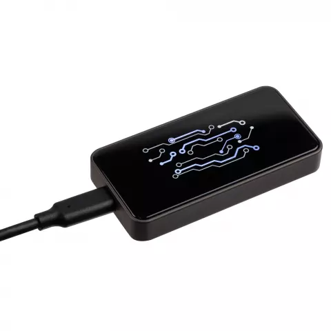 Лазерная гравировка: Внешний SSD диск Drop Light — пример нанесения логотипа