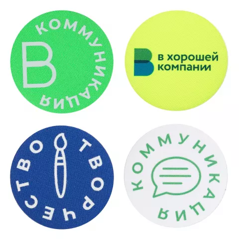 DTF-печать: Наклейка тканевая Lunga Round — пример нанесения логотипа