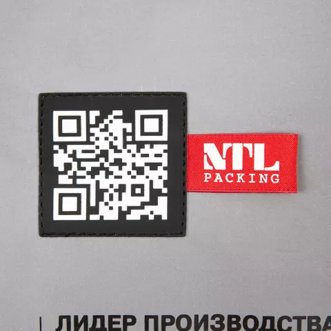 DTF-печать: Лейбл Listra Soft Touch — пример нанесения логотипа