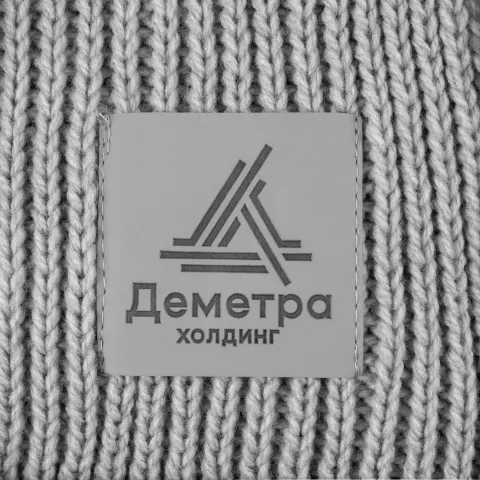 Тиснение: Лейбл Listra Soft Touch — пример нанесения логотипа