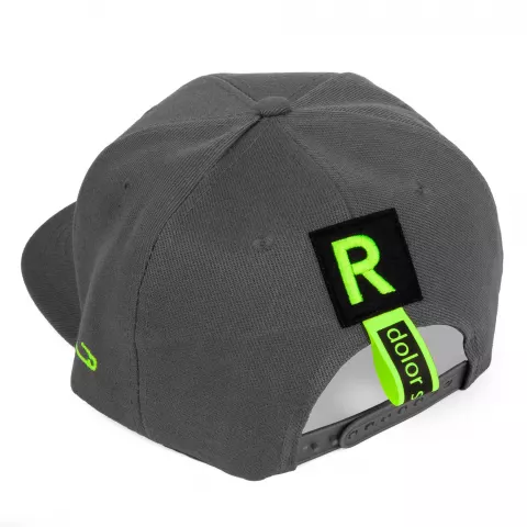 Шелкография: Бейсболка Snapback с прямым козырьком — пример нанесения логотипа