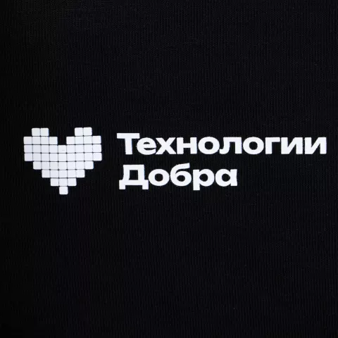 DTF-печать: Футболка оверсайз Vozduh 2.0 — пример нанесения логотипа