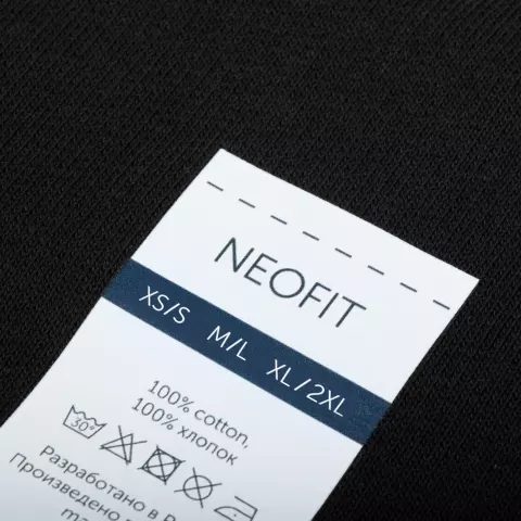 DTF-печать: Свитшот Neofit — пример нанесения логотипа