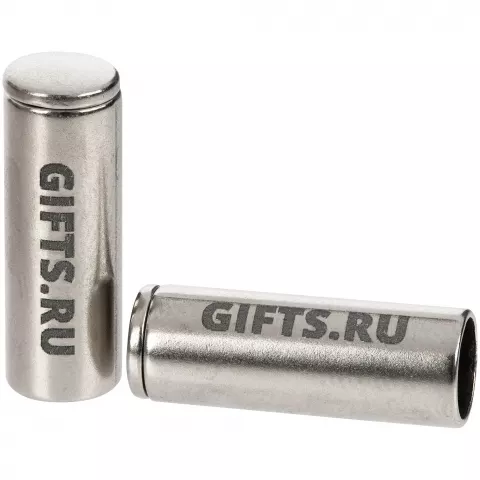 Лазерная гравировка: Наконечник для шнурка Nozzle — пример нанесения логотипа