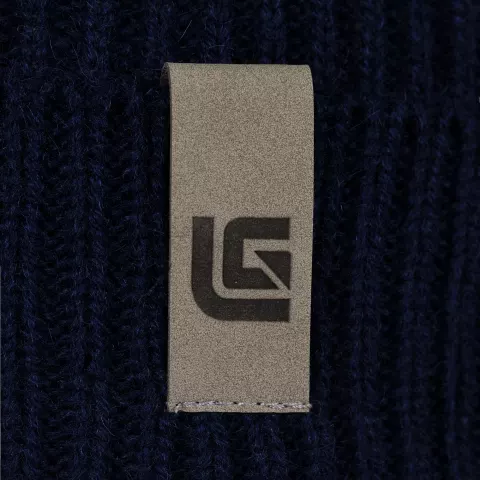 Тиснение: Лейбл Listra Nubuck — пример нанесения логотипа