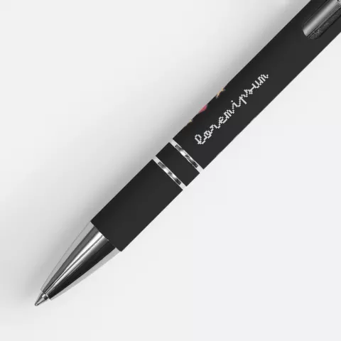 Тампопечать: Ручка шариковая Keskus Soft Touch — пример нанесения логотипа