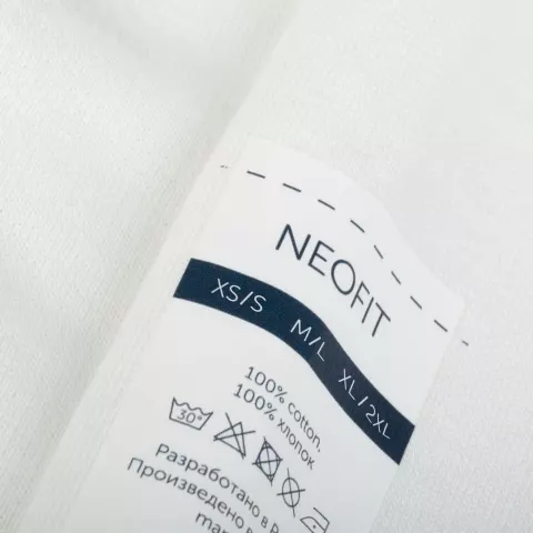 DTF-печать: Толстовка унисекс Neofit — пример нанесения логотипа