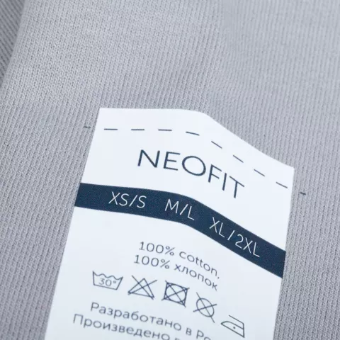 DTF-печать: Футболка оверсайз унисекс с капюшоном Neofit — пример нанесения логотипа