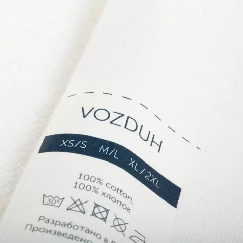 DTF-печать: Свитшот оверсайз унисекс Vozduh — пример нанесения логотипа