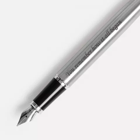 Лазерная гравировка: Набор Parker IM Essential Stainless Steel CT — пример нанесения логотипа