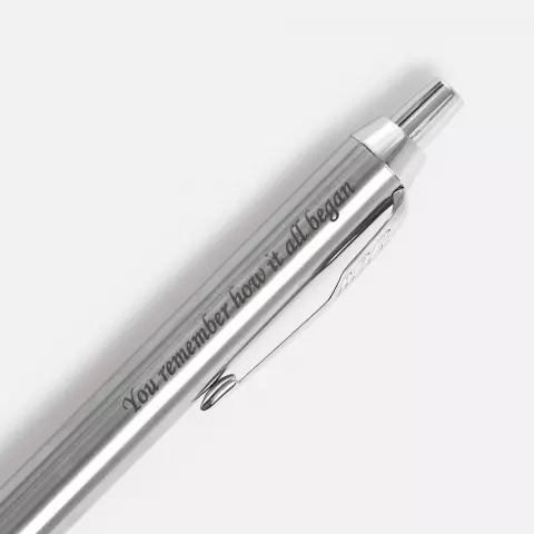 Лазерная гравировка: Набор Parker IM Essential Stainless Steel CT — пример нанесения логотипа